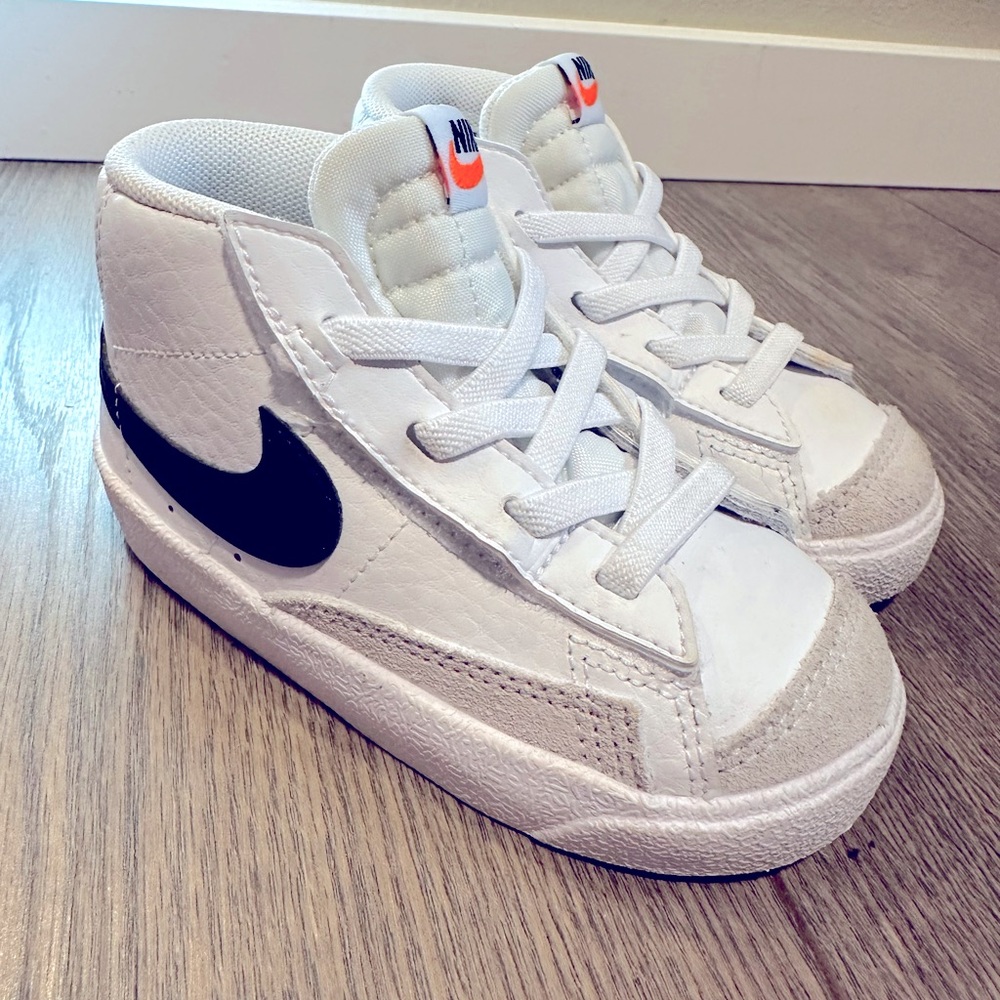 Nike Blazer Mid ‘77